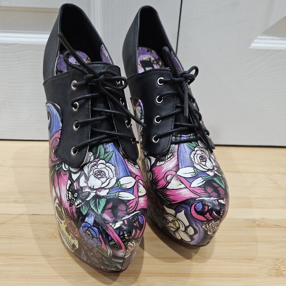 RARE IRON FIST Black Punk Goth Skull Floral Platform Lace Up High Heel Shoes 9 - Picture 4 of 14
